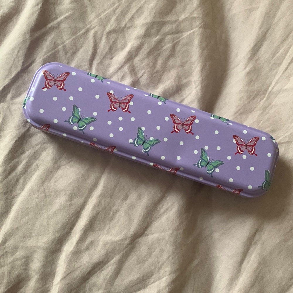 Lilac butterfly multipurpose tin case
